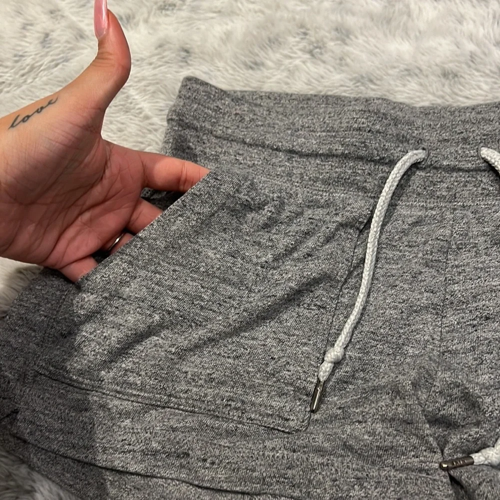 Nike - Picture 6 of 6